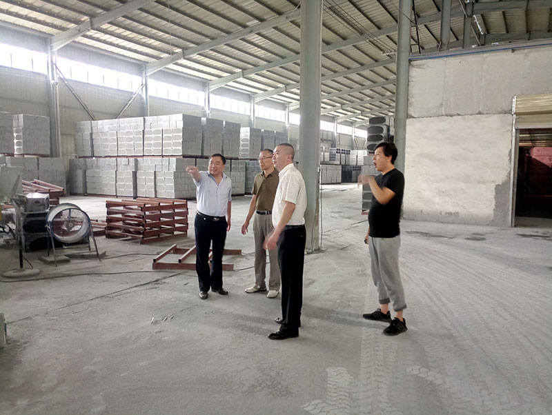 柘城總商會(huì)、住建部發(fā)展科技中心、中國(guó)建材研究總院專(zhuān)家及領(lǐng)導(dǎo)人蒞臨考察-2-20230905081138